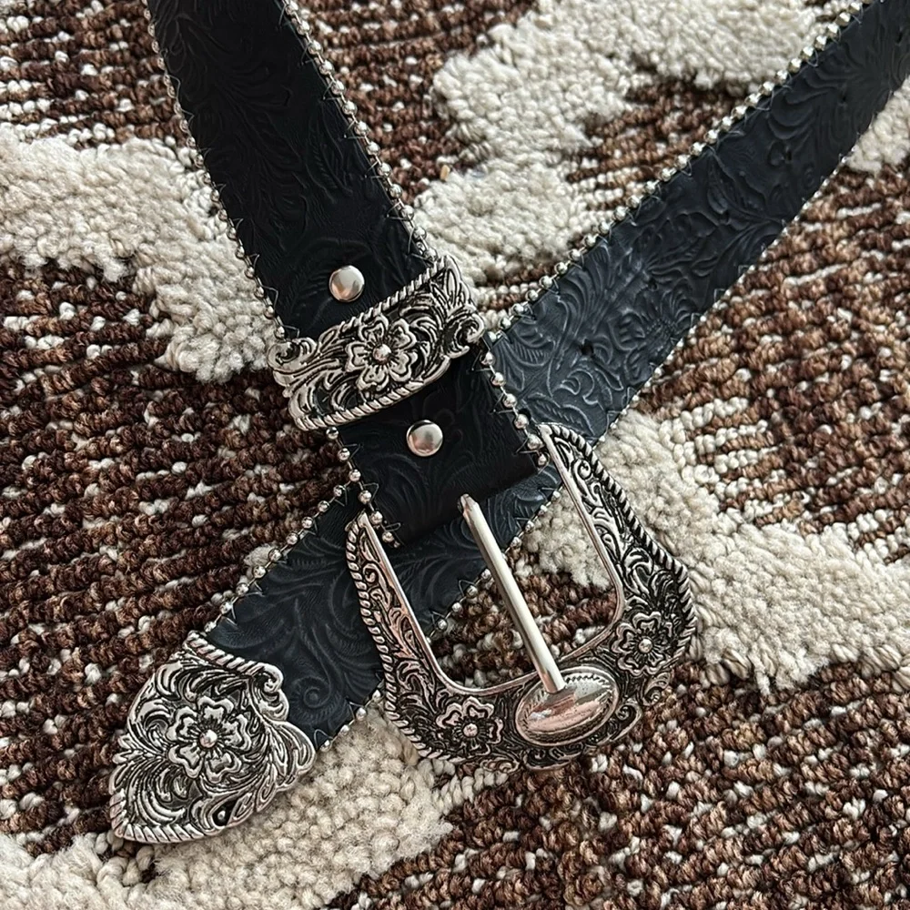 Elegant Black and Silver Embellished Belt